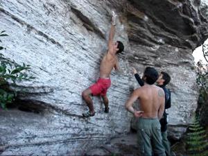 Rockclimbing Article Image7_large