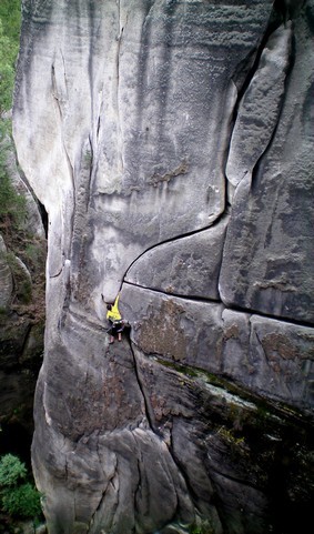 Rockclimbing Article Image2_large