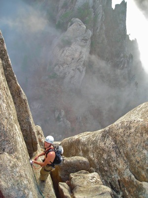 Rockclimbing Article Image6_large