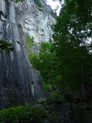 Rockclimbing Article Image1_large