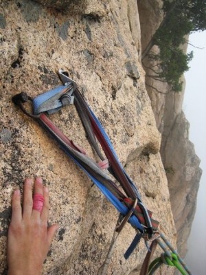 Rockclimbing Article Image7_large