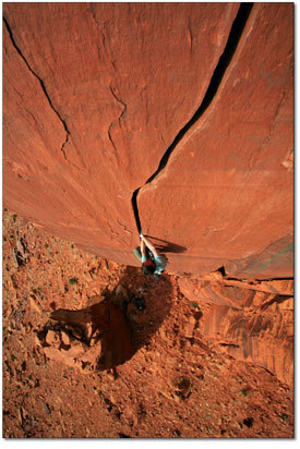 Rockclimbing Article Image3_large