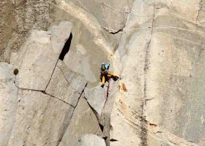 Rockclimbing Article Image1_large
